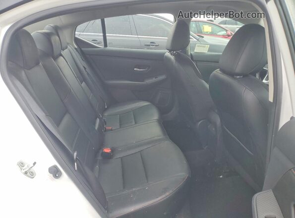 3N1AB8DV2RY319697 2024 NISSAN SENTRA White 