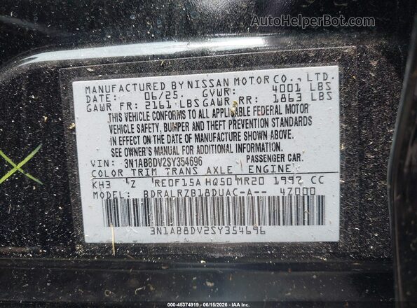 3N1AB8DV2SY354696 2025 NISSAN SENTRA Black Widok komory silnika