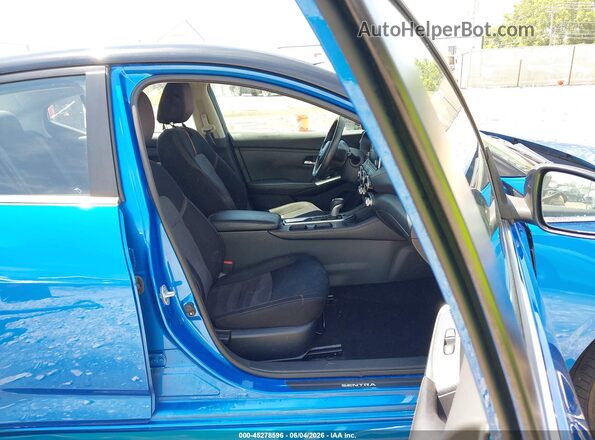 3N1AB8DV3MY243108 2021 NISSAN SENTRA Blue Vista interior delantera