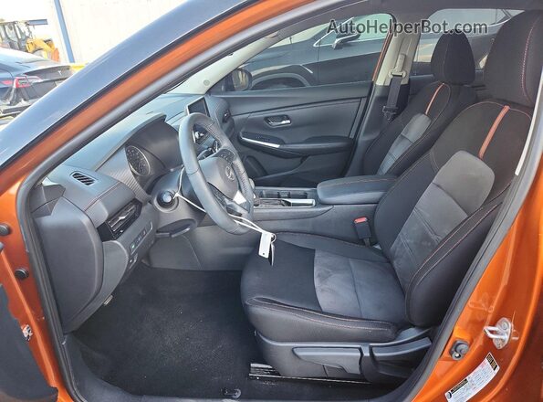 3N1AB8DV3RY370402 2024 NISSAN SENTRA Orange Vista interior delantera