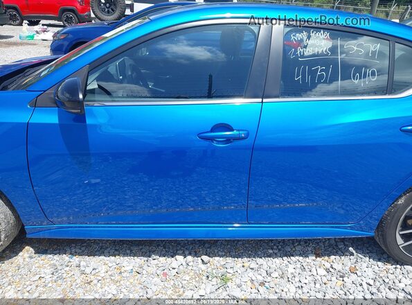 3N1AB8DV7SY311780 2025 NISSAN SENTRA Blue Vista interior de 360 grados