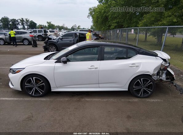 3N1AB8DV9MY252587 2021 NISSAN SENTRA White Widok wnętrza z tyłu