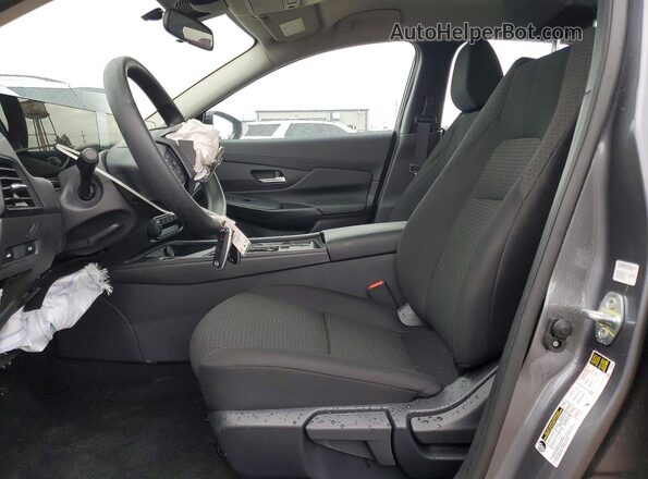 3N1AB9BVXTY230265 2026 NISSAN SENTRA Серый Вид салона спереди