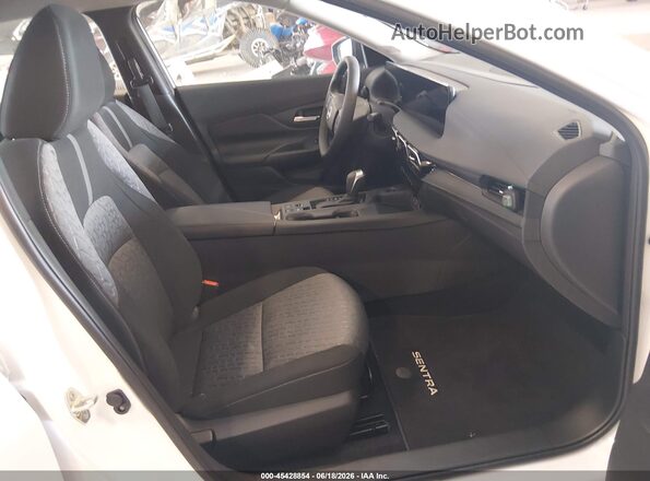 3N1AB9CV1TY211179 2026 NISSAN SENTRA White Vista interior delantera