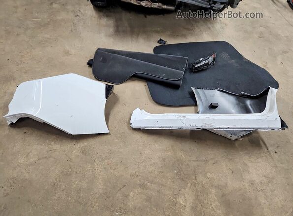 3N1AB9CV5TY207863 2026 NISSAN SENTRA White Вид підкапотного простору