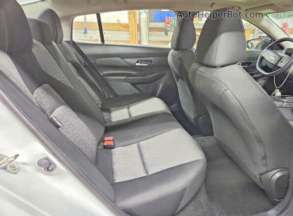 3N1AB9CV5TY207863 2026 NISSAN SENTRA White Вид задніх сидінь
