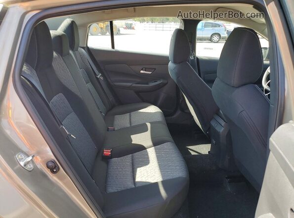 3N1AB9CVXTY209804 2026 NISSAN SENTRA Желто-коричневый Вид задних сидений