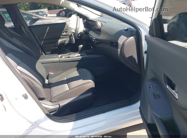 3N1AB9CVXTY220141 2026 NISSAN SENTRA White Widok wnętrza z przodu