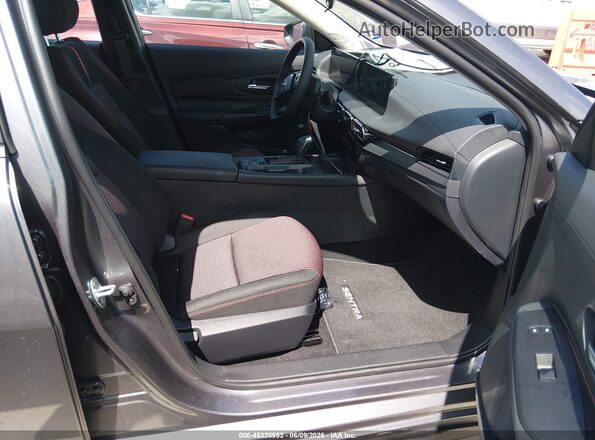 3N1AB9DV5TY280925 2026 NISSAN SENTRA Gray Widok wnętrza z przodu