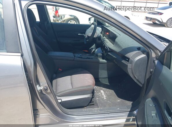 3N1AB9DV6TY247500 2026 NISSAN SENTRA Gray Vista interior delantera