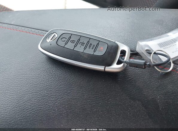 3N1AB9DV6TY247500 2026 NISSAN SENTRA Gray Vista del salpicadero