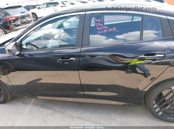 3N1AB9DV7TY212917 2026 NISSAN SENTRA Black Սալոնի 360 աստիճան տեսք