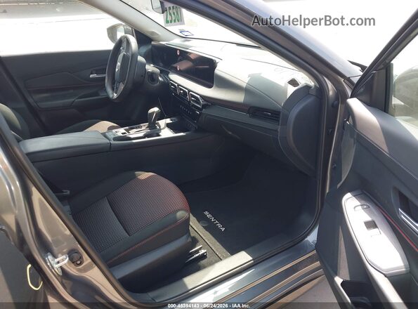 3N1AB9DV7TY243794 2026 NISSAN SENTRA Gray Vista interior delantera