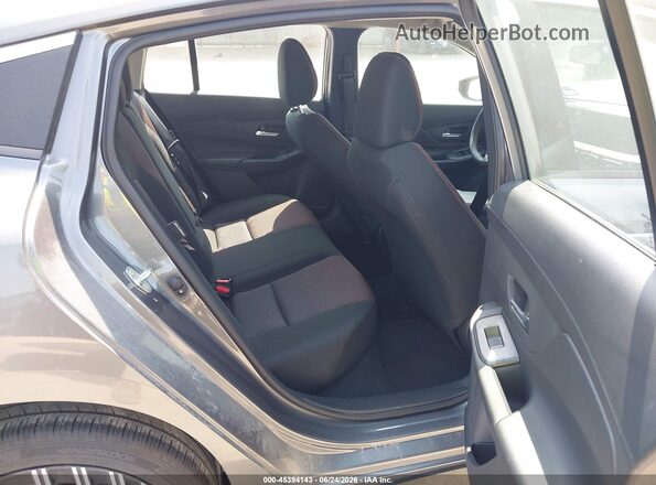 3N1AB9DV7TY243794 2026 NISSAN SENTRA Gray Vista de la etiqueta del VIN
