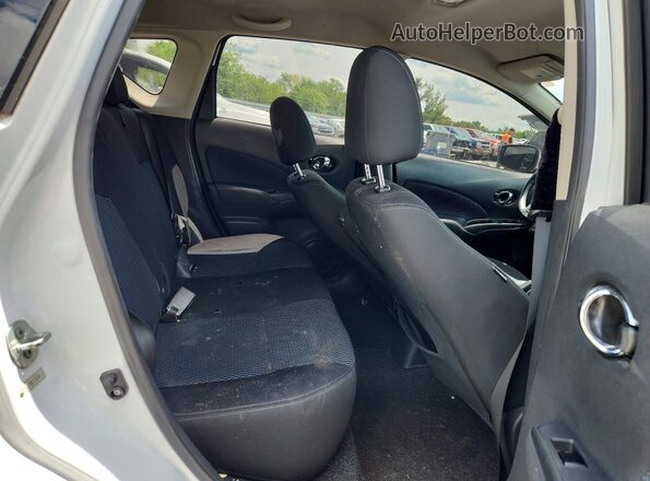 3N1CE2CP0GL394666 2016 NISSAN VERSA White Rear seats view