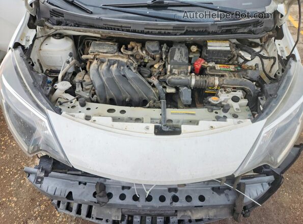 3N1CE2CP0JL357379 2018 NISSAN VERSA White Rear interior view