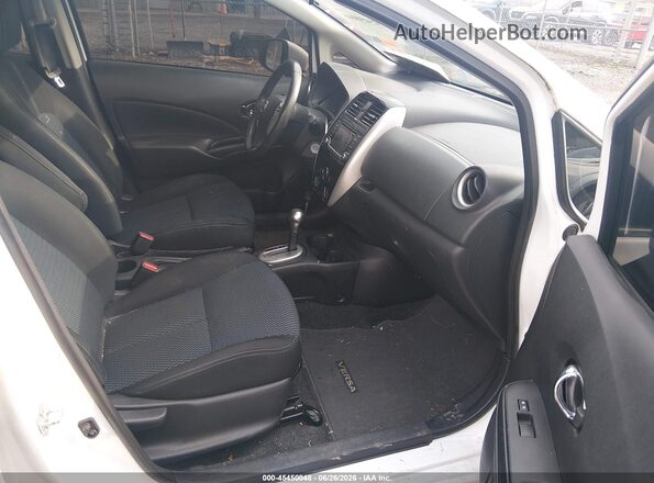 3N1CE2CP1GL382431 2016 NISSAN VERSA NOTE White Front interior view