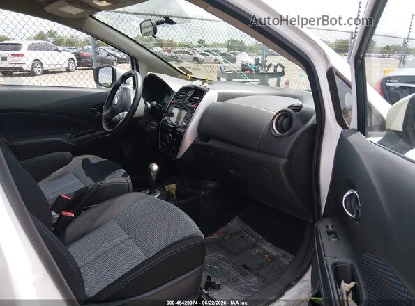 3N1CE2CP1JL363756 2018 NISSAN VERSA NOTE White Widok wnętrza z przodu