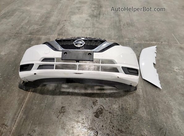 3N1CE2CP2KL355926 2019 NISSAN VERSA White Engine compartment view