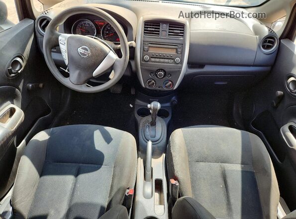 3N1CE2CP3JL353519 2018 NISSAN VERSA Black Widok deski rozdzielczej
