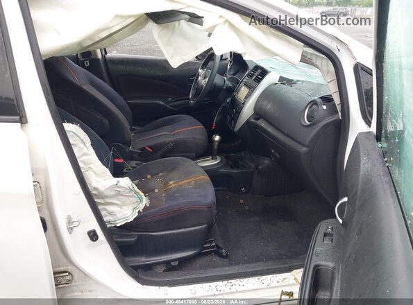 3N1CE2CP4HL369335 2017 NISSAN VERSA NOTE White Սալոնի դիմացի տեսք