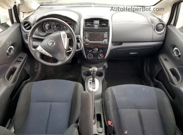 3N1CE2CP5HL376469 2017 NISSAN VERSA White Dashboard view