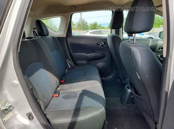 3N1CE2CP5KL363079 2019 NISSAN VERSA Silver Widok tylnych siedzeń