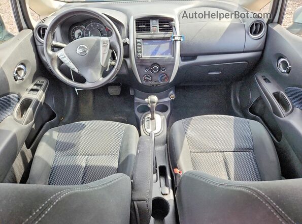 3N1CE2CP5KL363079 2019 NISSAN VERSA Silver Widok deski rozdzielczej