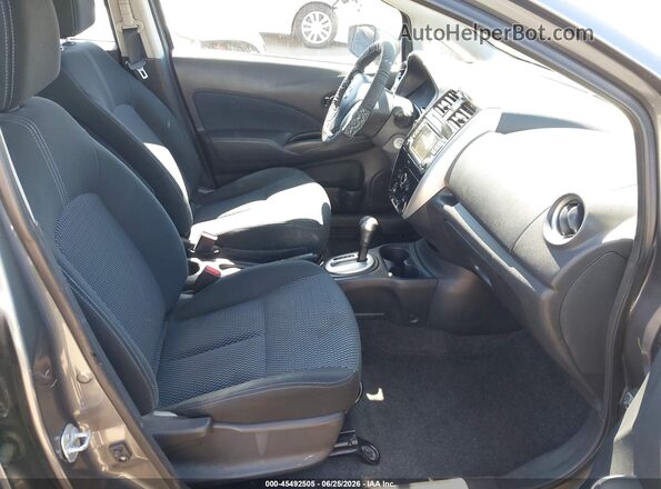 3N1CE2CP6GL403743 2016 NISSAN VERSA NOTE Gray Front interior view