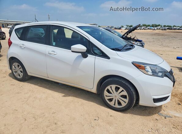 3N1CE2CP7KL366596 2019 NISSAN VERSA White Delantero derecho