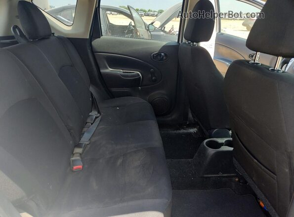 3N1CE2CP7KL366596 2019 NISSAN VERSA White Vista de los asientos traseros
