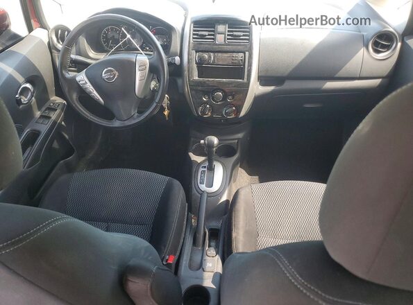3N1CE2CP8GL388243 2016 NISSAN VERSA Red Widok deski rozdzielczej