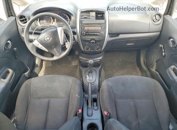 3N1CE2CP8GL397590 2016 NISSAN VERSA Gray Vista del salpicadero