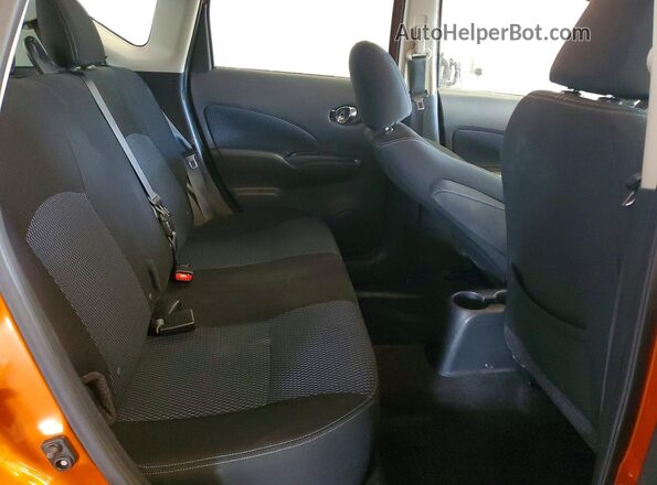 3N1CE2CP9HL367046 2017 NISSAN VERSA Orange Widok tylnych siedzeń