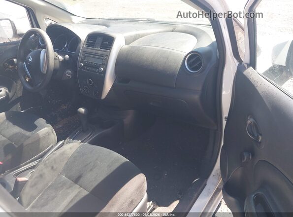 3N1CE2CPXGL375073 2016 NISSAN VERSA NOTE White Front interior view