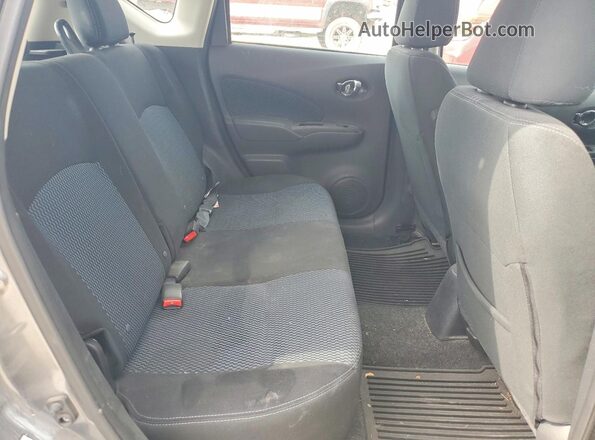 3N1CE2CPXGL375395 2016 NISSAN VERSA Gray Vista de los asientos traseros