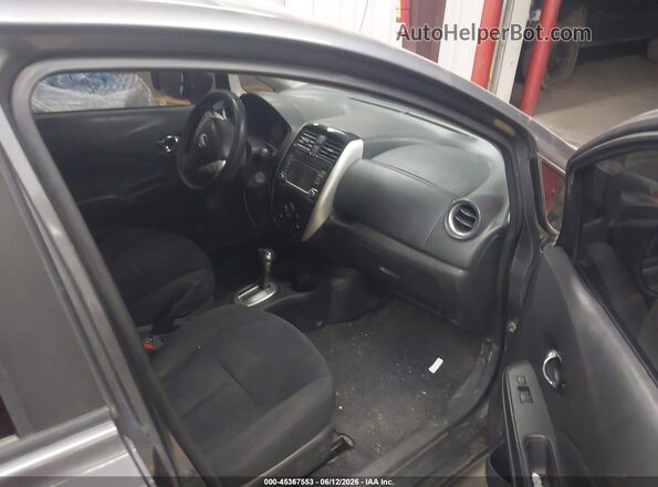 3N1CE2CPXGL389006 2016 NISSAN VERSA NOTE Gray Front interior view