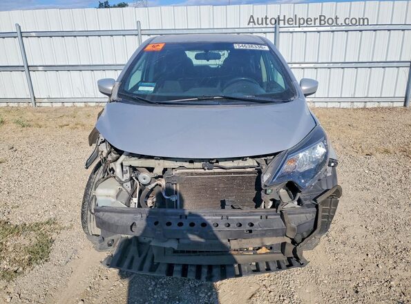 3N1CE2CPXJL353677 2018 NISSAN VERSA Silver წინა ხედი