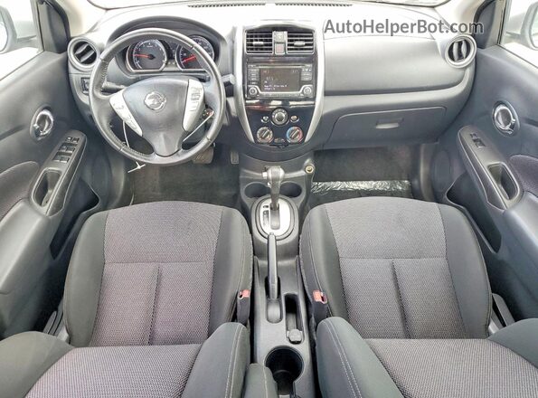 3N1CN7AP0JL842993 2018 NISSAN VERSA Silver 