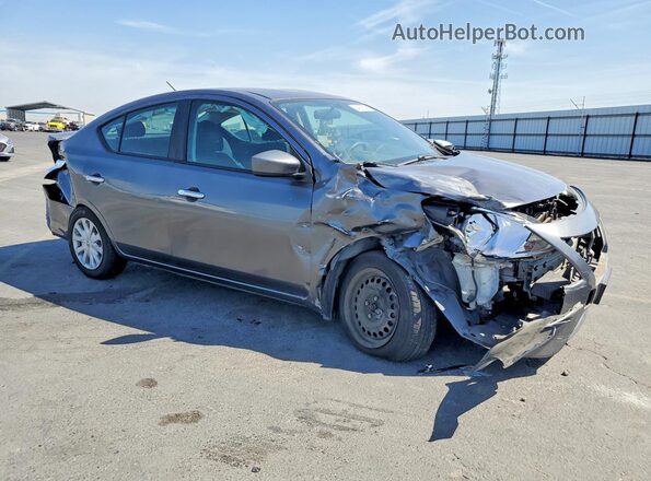 3N1CN7AP1GL807971 2016 NISSAN VERSA Charcoal Передня права чверть