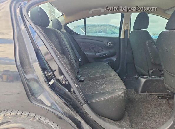 3N1CN7AP1GL899745 2016 NISSAN VERSA Black Հետևի նստատեղերի տեսք