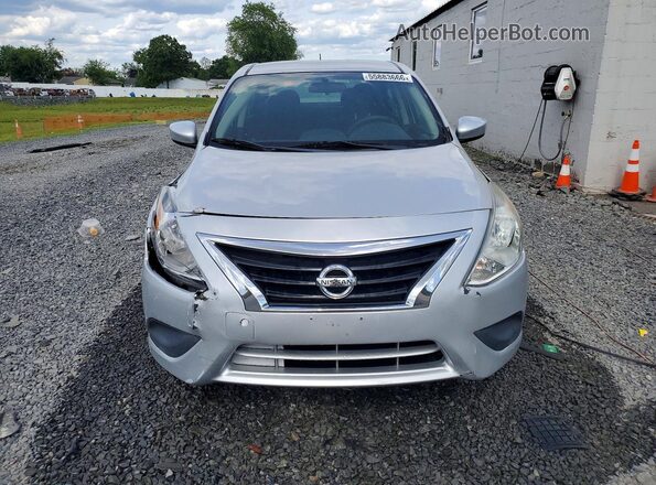 3N1CN7AP1KL823970 2019 NISSAN VERSA Silver Widok z przodu