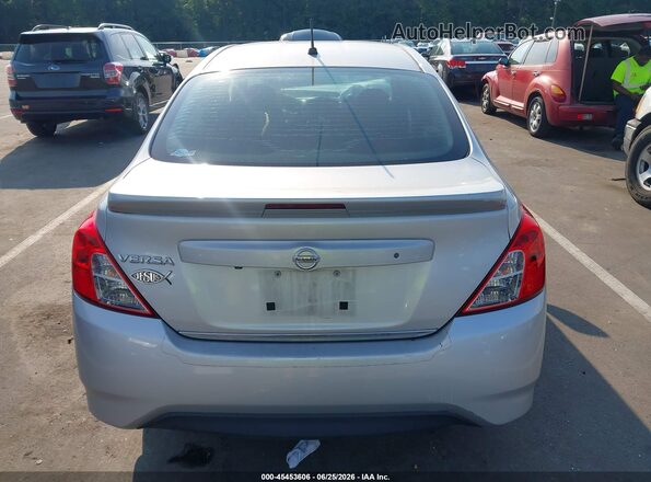 3N1CN7AP1KL827758 2019 NISSAN VERSA Silver 