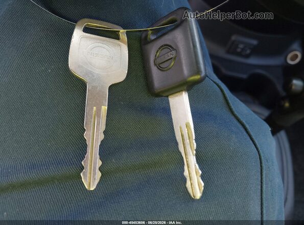 3N1CN7AP1KL827758 2019 NISSAN VERSA Silver Vista del salpicadero