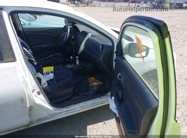 3N1CN7AP2GL805078 2016 NISSAN VERSA White Вид салону спереду