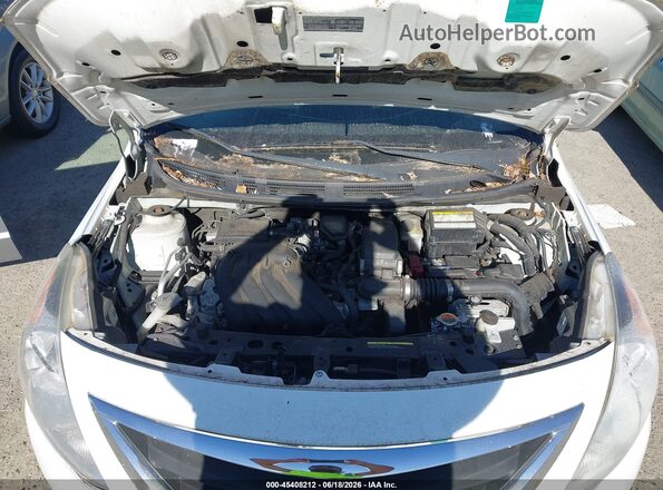 3N1CN7AP2GL805078 2016 NISSAN VERSA White Вид ззаду