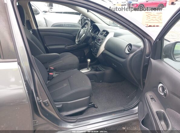 3N1CN7AP2GL838601 2016 NISSAN VERSA Серый Вид салона спереди