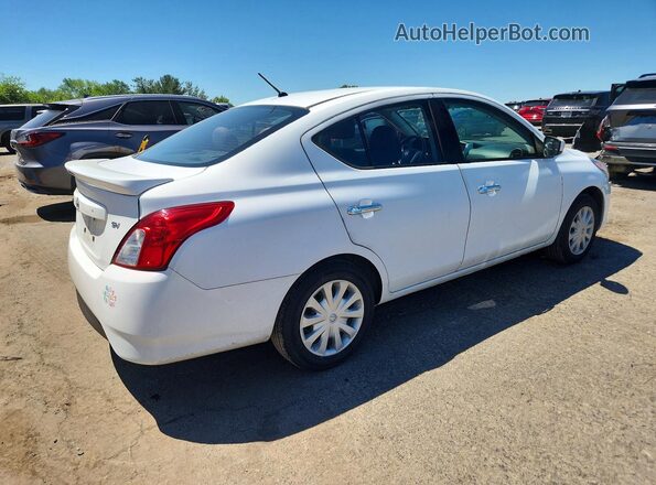 3N1CN7AP2HL844075 2017 NISSAN VERSA White Tył prawy