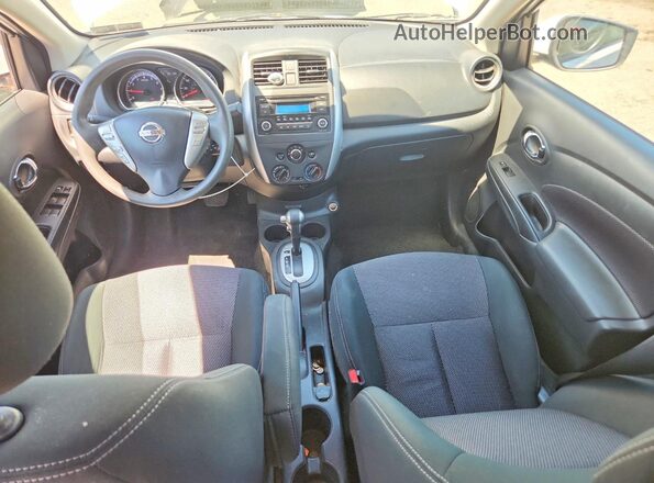 3N1CN7AP2HL844075 2017 NISSAN VERSA White Widok deski rozdzielczej