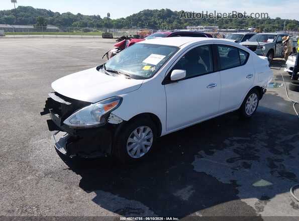 3N1CN7AP2HL879487 2017 NISSAN VERSA White Front left